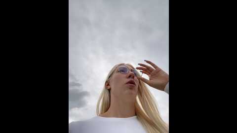 Media: luisabecker Stripchat 2023-08-29 11:28:00