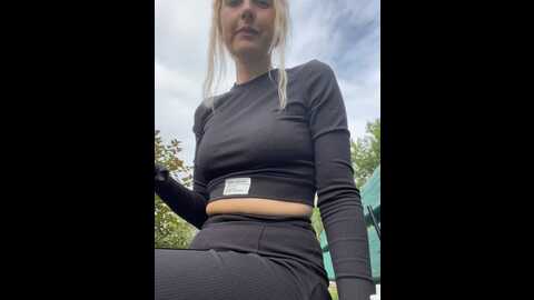 Media: merlindave Stripchat 2023-08-29 04:27:00