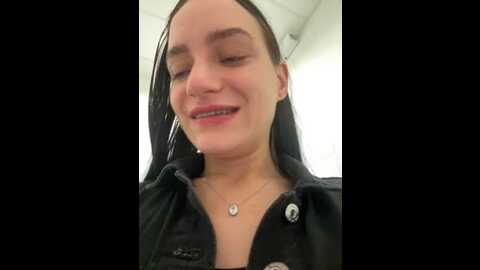 Media: alexa_flexa Stripchat 2023-08-30 12:55:00