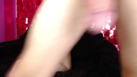Media: big_sensation_21 Stripchat 2023-08-29 23:54:00