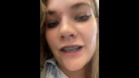 Media: holy_tereza Stripchat 2023-08-30 10:39:00