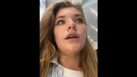 Media: holy_tereza Stripchat 2023-08-30 10:57:00