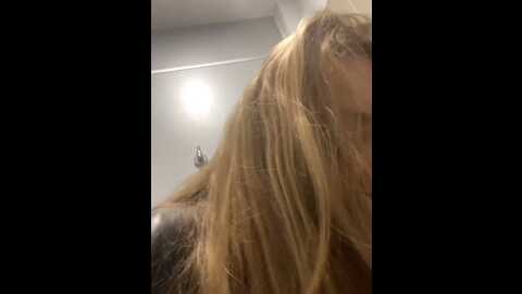 Media: holy_tereza Stripchat 2023-08-30 11:13:00