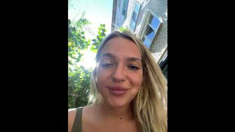Media: legally_blonde Stripchat 2023-08-30 10:54:00