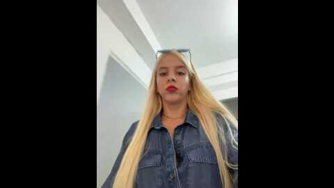 likacat @ stripchat on 20230830