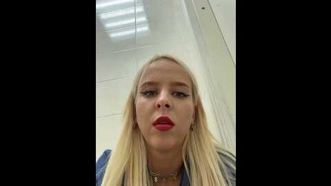 likacat @ stripchat on 20230830