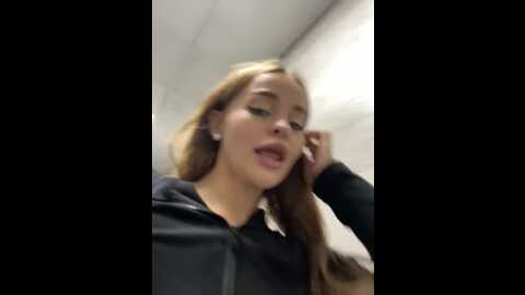 Media: angelinateller Stripchat 2023-08-31 05:48:00