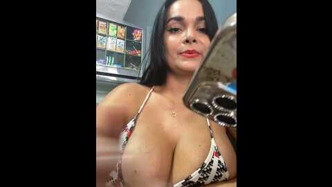 Media: cataleyarusso Stripchat 2023-08-31 19:00:00