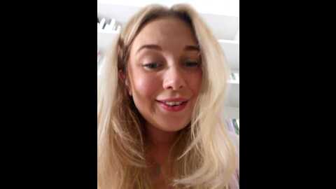 Media: cherryauroraa Stripchat 2023-08-31 17:16:00