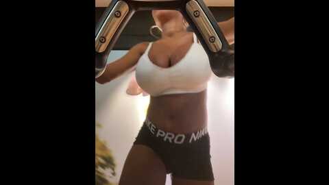 f3ckdolllucy @ stripchat on 20230831