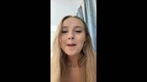 Media: julia_wilsons Stripchat 2023-08-31 22:39:00