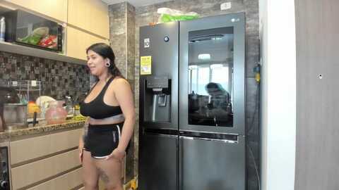 Media: sara_fun Stripchat 2023-08-31 17:55:00