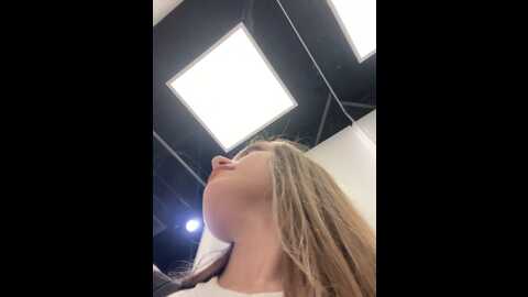 Media: brilliant_kiss Stripchat 2023-09-01 15:32:00