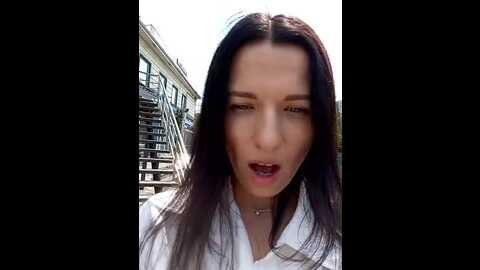 Media: brilliant_queen1 Stripchat 2023-09-01 01:56:00