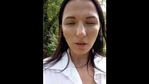 Media: brilliant_queen1 Stripchat 2023-09-01 02:44:00