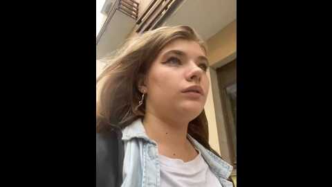 Media: holy_tereza Stripchat 2023-09-01 12:16:00