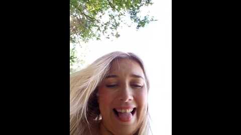 Media: cherryauroraa Stripchat 2023-09-02 11:30:00
