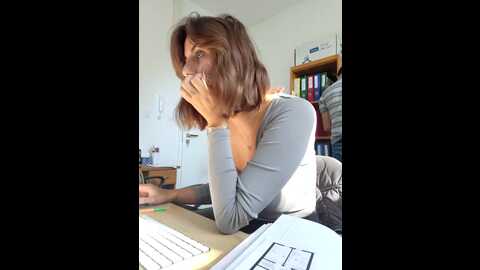 Media: hii_lolla Stripchat 2023-09-02 08:48:00