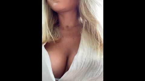 Media: ivy_bae Stripchat 2023-09-02 10:27:00