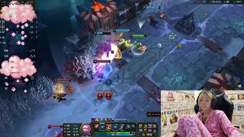 snakegirlqaq @ stripchat on 20230902