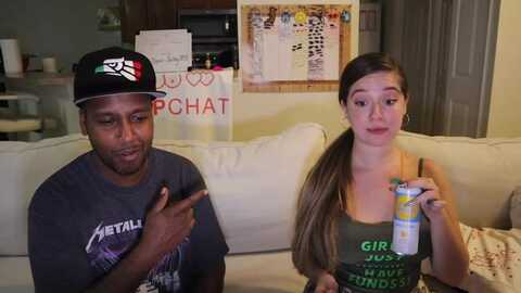 Media: boomboomr00m Stripchat 2023-09-03 05:51:00