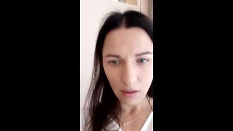Media: brilliant_queen1 Stripchat 2023-09-03 00:14:00