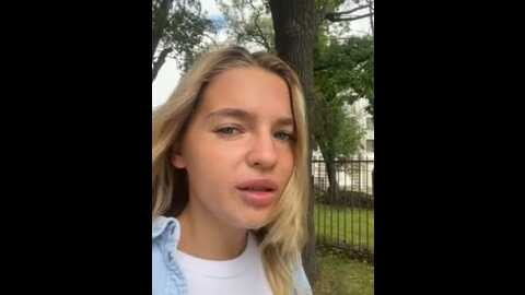 Media: legally_blonde Stripchat 2023-09-03 09:27:00