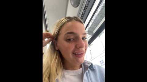 Media: legally_blonde Stripchat 2023-09-03 10:26:00
