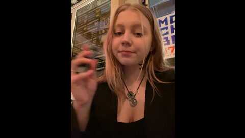 Media: highway_pixie Stripchat 2023-09-04 18:43:00