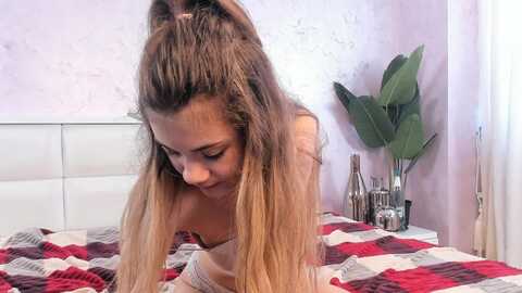 Media: loiamarie Stripchat 2023-09-04 09:31:00