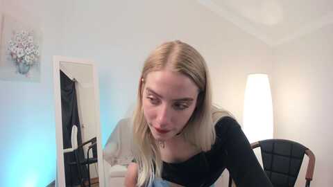 noir_girl @ stripchat on 20230904