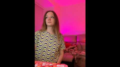 Media: radiants_two Stripchat 2023-09-04 22:42:00