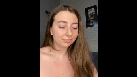 Media: curvyflawless Stripchat 2023-09-05 15:00:00