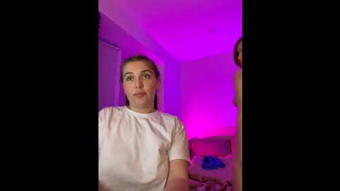 Media: radiants_two Stripchat 2023-09-05 00:35:00