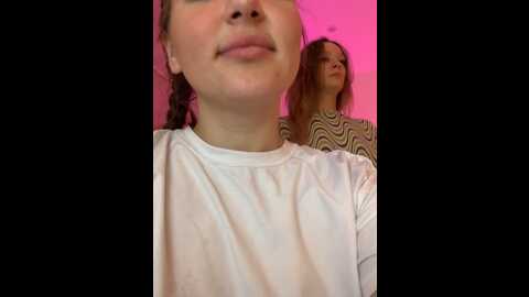 Media: radiants_two Stripchat 2023-09-05 01:24:00