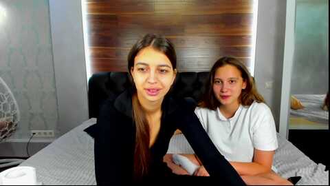 tracyandsheila @ stripchat on 20230905