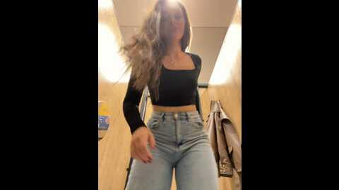 Media: angelinateller Stripchat 2023-09-06 06:20:00