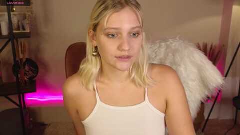 ariaa_moon @ stripchat on 20230906