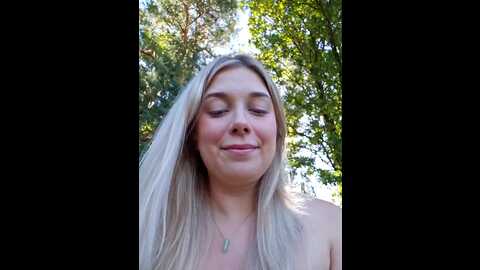 Media: cherryauroraa Stripchat 2023-09-06 09:16:00