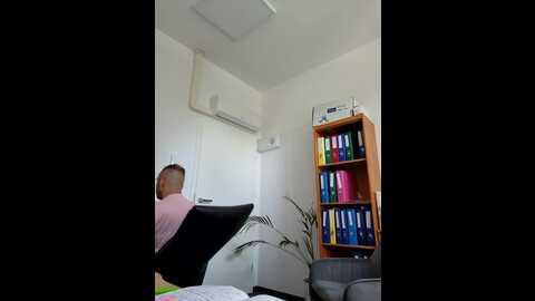 Media: hii_lolla Stripchat 2023-09-06 12:08:00