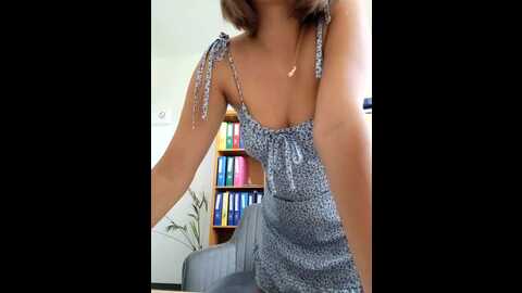 Media: hii_lolla Stripchat 2023-09-06 12:48:00
