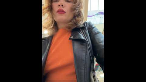 Media: lavenderhot Stripchat 2023-09-06 04:51:00