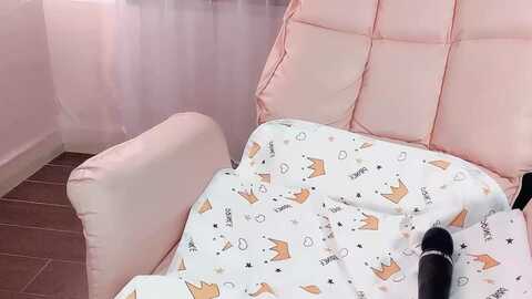 Media: linglong521 Stripchat 2023-09-06 19:06:00