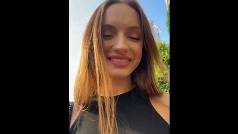 Media: molly_murrr Stripchat 2023-09-06 05:12:00