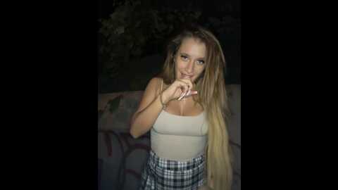 Media: amandateasingg_ Stripchat 2023-09-07 17:48:00