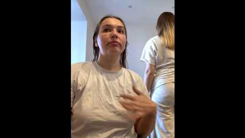 Media: radiants_two Stripchat 2023-09-07 12:30:00