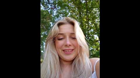 Media: cherryauroraa Stripchat 2023-09-08 12:30:00