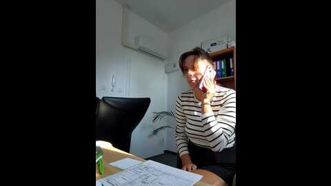 Media: hii_lolla Stripchat 2023-09-08 08:36:00