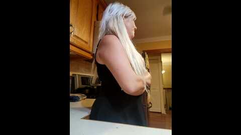 Media: littlemisseeve Stripchat 2023-09-08 02:28:00