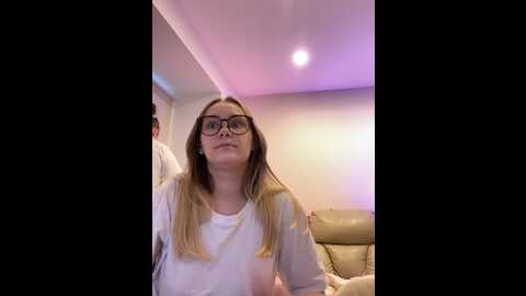 Media: radiants_two Stripchat 2023-09-08 16:05:00